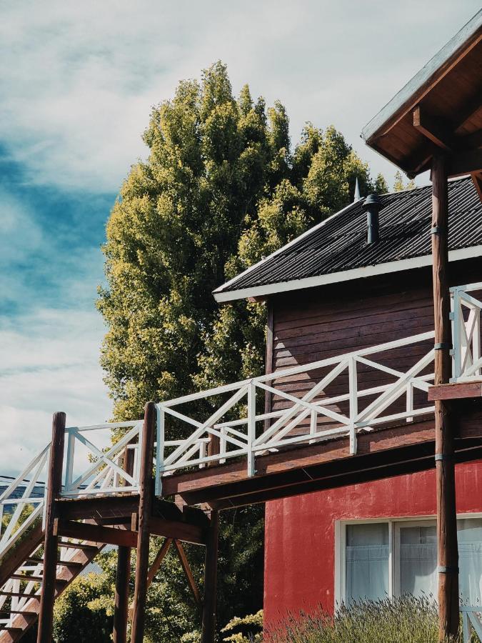 Hosteria Cauquenes De Nimez Hotel El Calafate Exterior photo